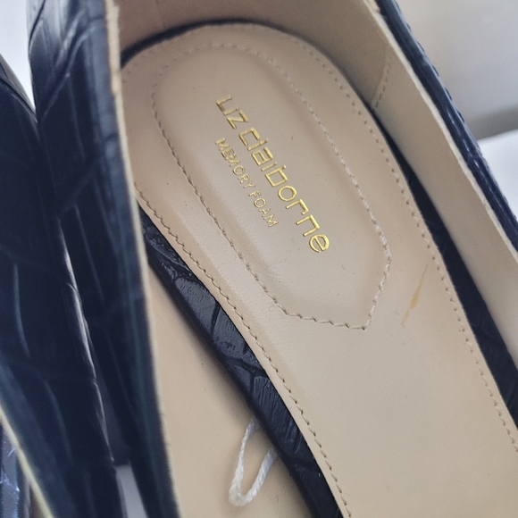 Liz Claiborne Haslett Pumps NWT Black Croc-Embossed Pointed Toe Career Preppy 11 - Picture 5 of 11